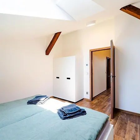 - Dolni Morava Apartment *