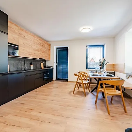 - Dolni Morava Apartment *